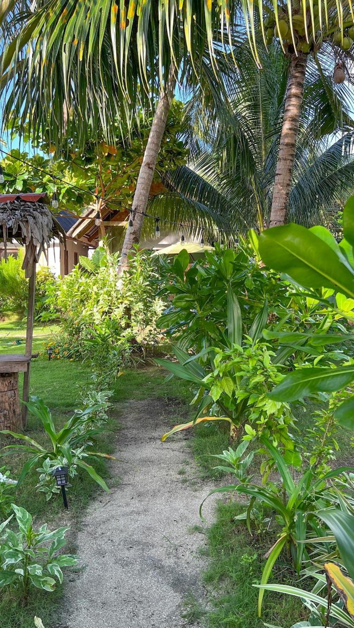 Bed and Breakfast Coleto Siargao San Isidro  Экстерьер фото
