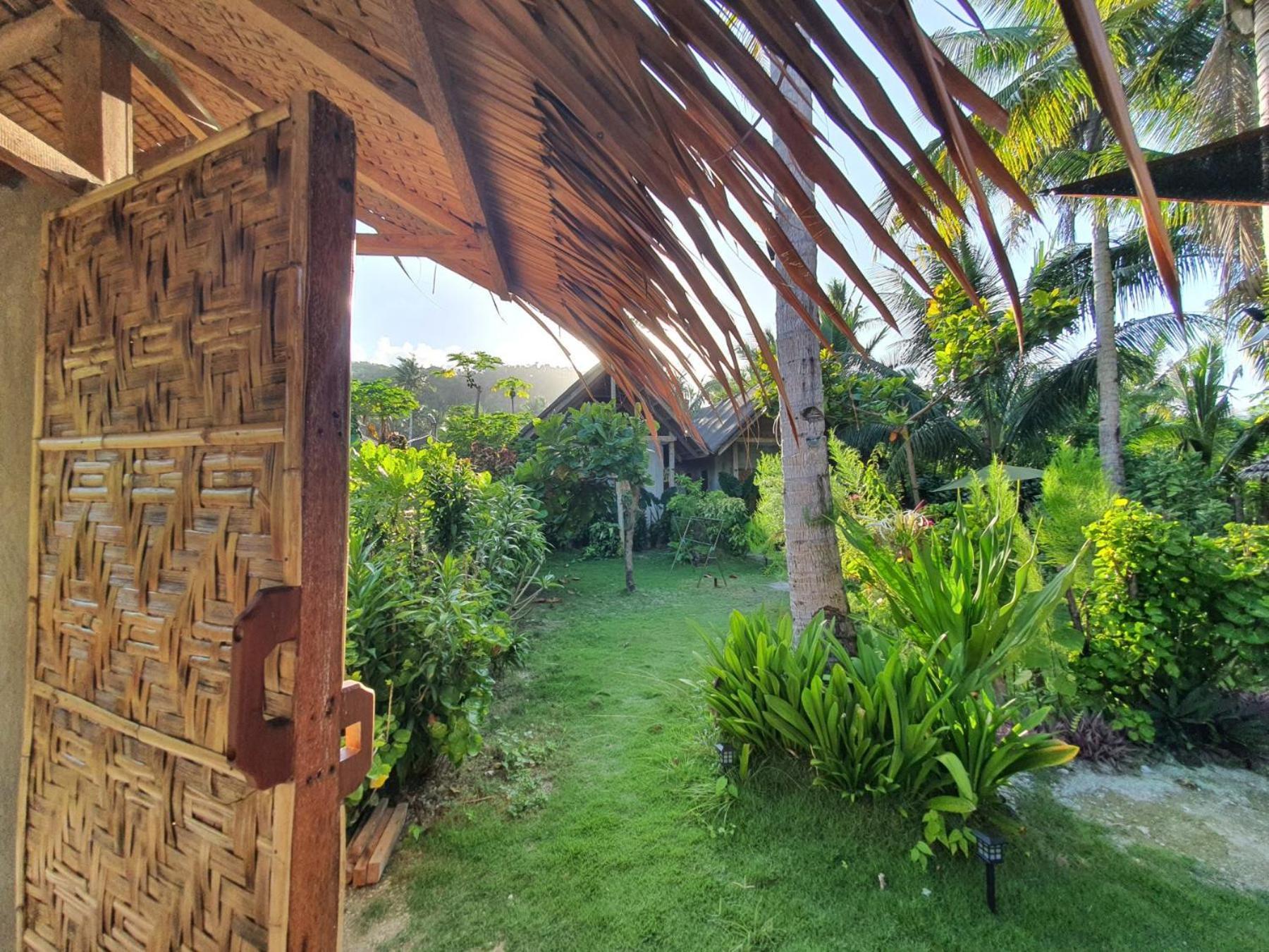 Bed and Breakfast Coleto Siargao San Isidro  Экстерьер фото